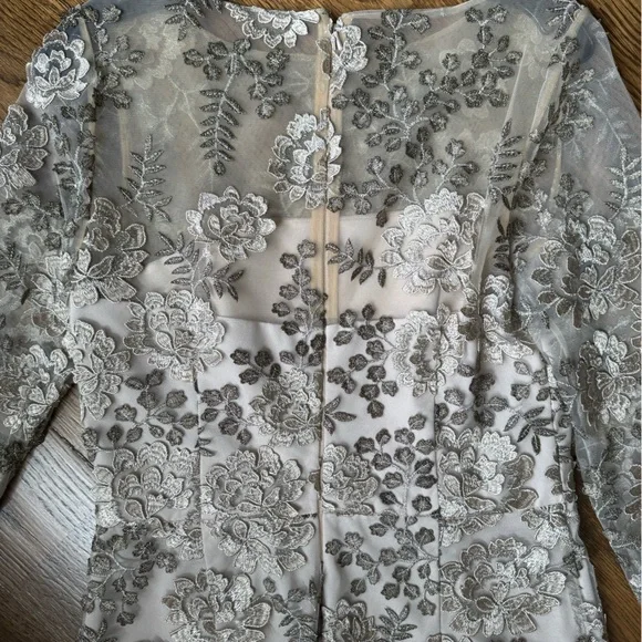 David Meister Silver Nude Floral Midi Dress - Picture 7 of 8